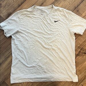 Men’s Dri-Fit Nike Tee size Large